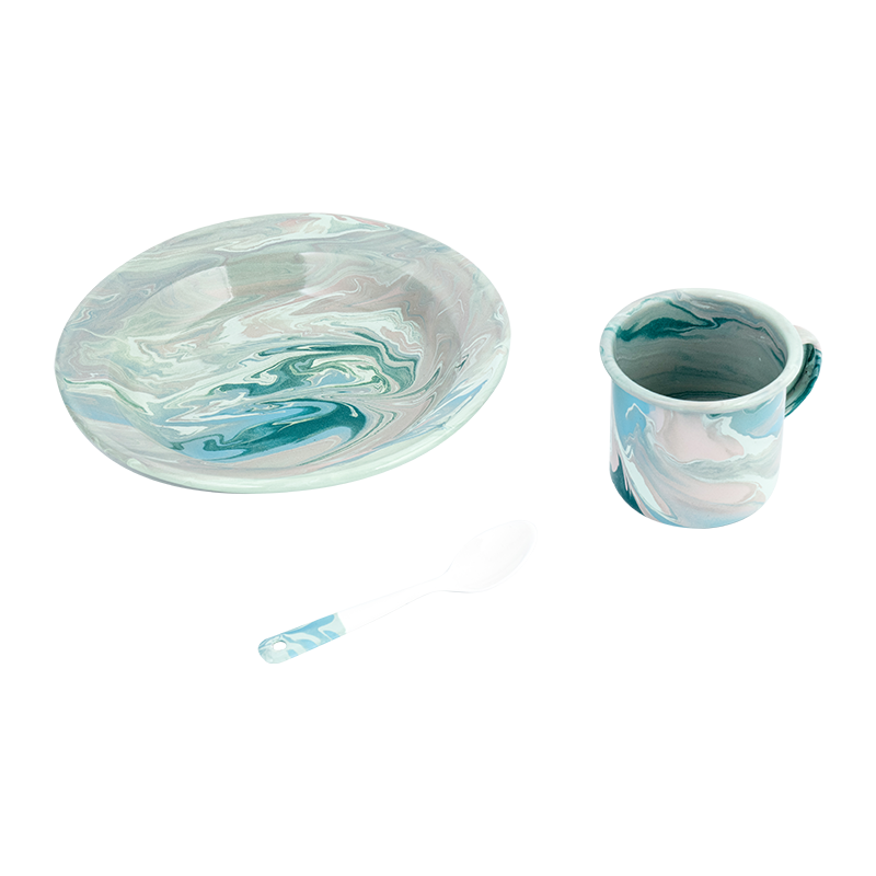 Europeisk blommig emalj tekanna